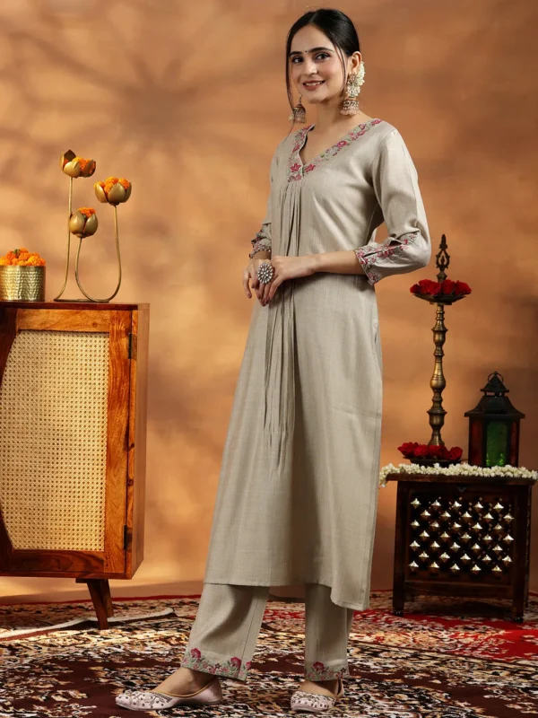 Women Beige Yoke Design Silk Blend Straight Suit With Dupatta