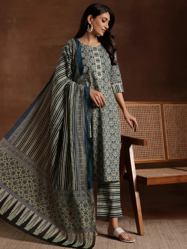 Women Blue Printed Cotton Straight Suit With Dupatta - Image 6