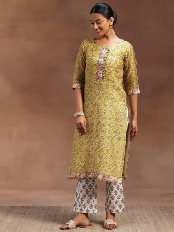 Women Yellow Printed Cotton Straight Suit With Dupatta - Image 8