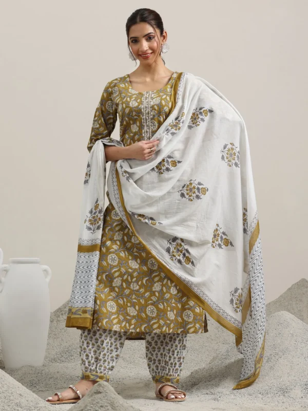 Women Mustard Printed Cotton Straight Suit With Dupatta