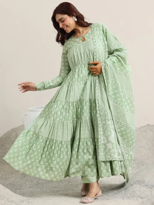 Women Green Printed Cotton Anarkali Suit With Dupatta - Image 6