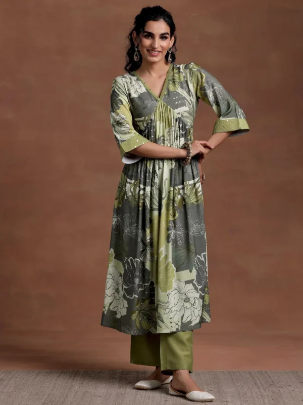 Women Green Printed Rayon A-Line Kurta With Trousers