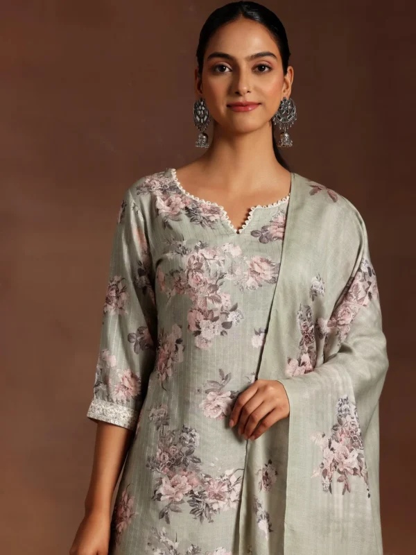 Women Green Printed Cotton Straight Suit With Dupatta - Image 4