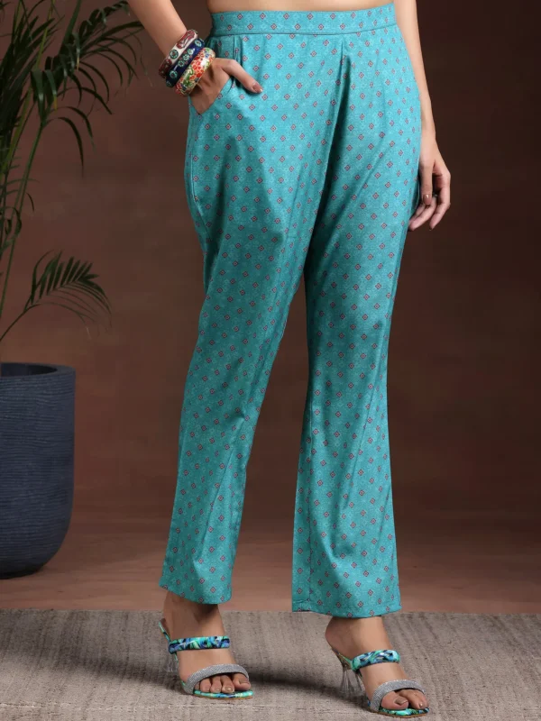 Women Blue Printed Poly Crepe Straight Suit With Dupatta - Image 3