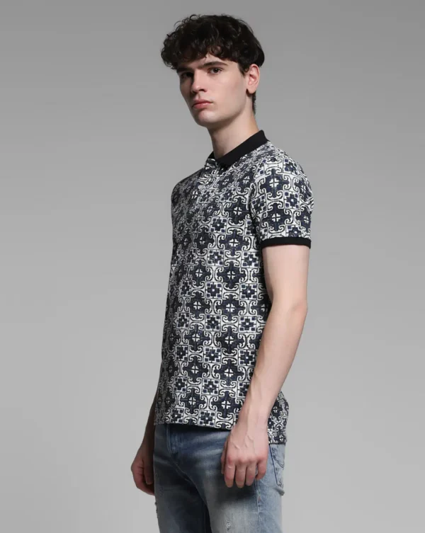 Men Blue Embroidered Abstract Print Polo - Image 4