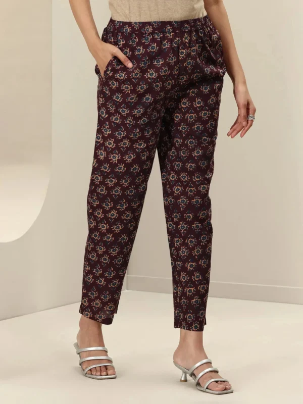 Women Burgundy Printed Cotton Straight Suit Sets With Dupatta - Image 4