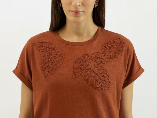 Women Round Neck Embroidered T-Shirt - Image 3