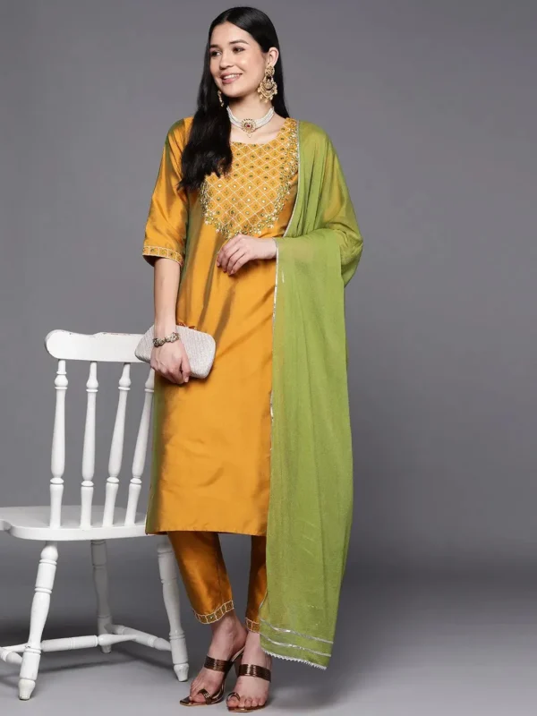 Women Mustard Yoke Design Silk Blend Straight Kurta With Dupatta - Image 4