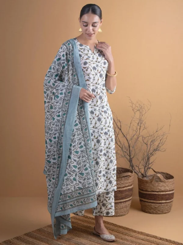Women Off-White Printed Cotton Straight Kurta With Palazzos & Dupatta - Image 6