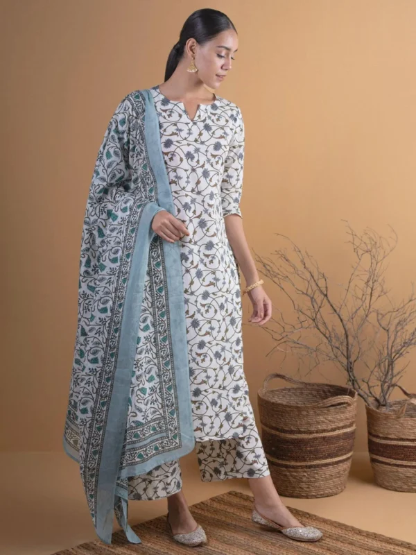 Women Off-White Printed Cotton Straight Kurta With Palazzos & Dupatta - Image 4