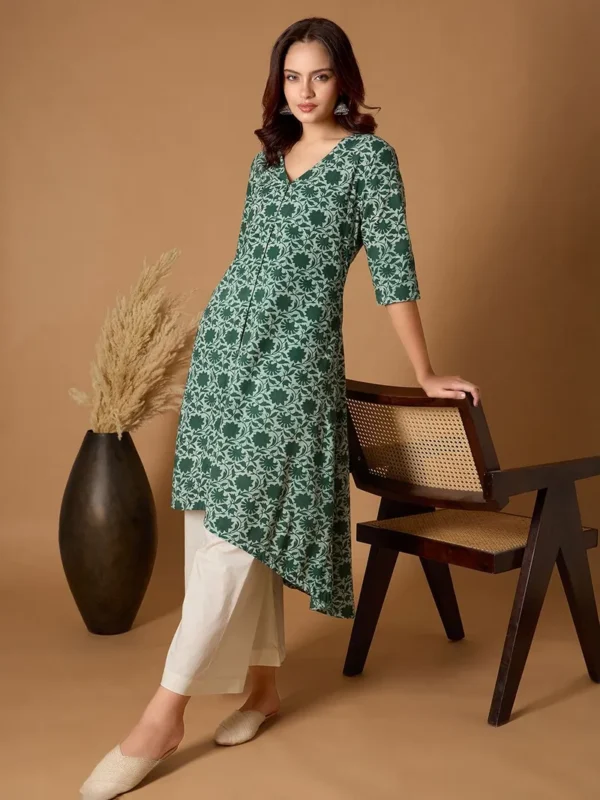 Women Green Dabu Hand Block Printed Cotton Kurta - Image 3