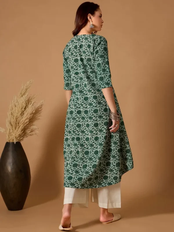 Women Green Dabu Hand Block Printed Cotton Kurta - Image 2